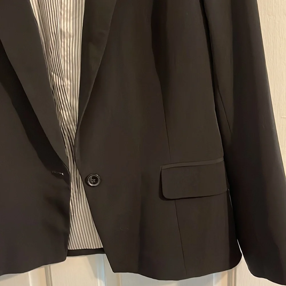 Banana Republic blazer, size 8! Great condition! - Picture 3 of 7